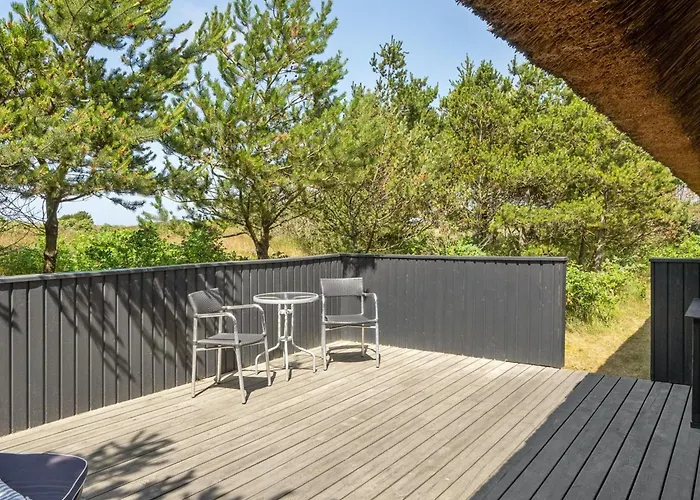 Sine - 500m From The Sea By Interhome Nyaraló *