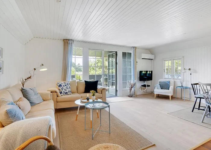 Sine - 500m From The Sea By Interhome Blåvand