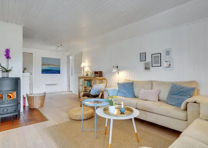 Sine - 500m From The Sea By Interhome